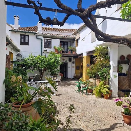 Hotel Rural Verde Oliva Comares Exterior photo